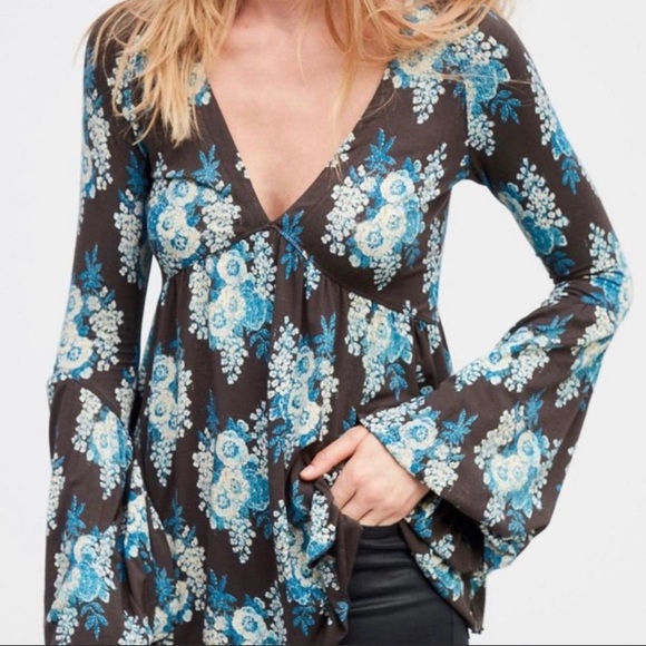 Free People Tops - Free People | Deep V-neck, Speak Easy Floral Bell Sleeve Boho Blouse - Small